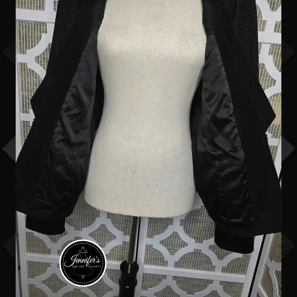BCBGMaxAzria Black Textured Striping Pattern Crop Blazer Size L